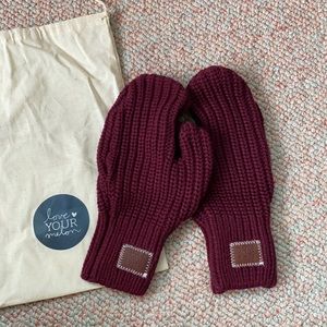 Brand New! Love your melon burgundy mittens